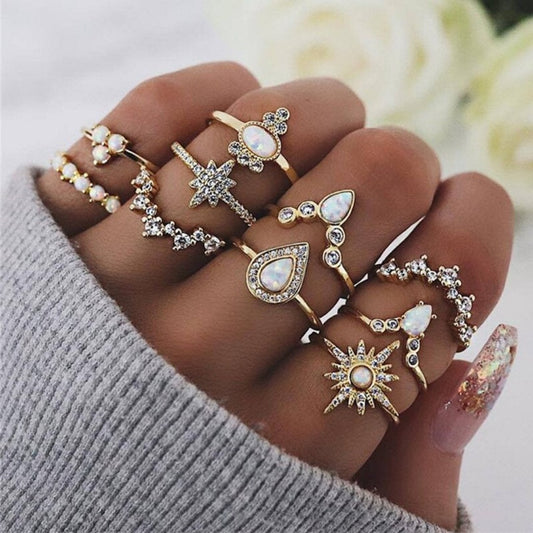 Exclusive collection of 8 to 12 stylish rings