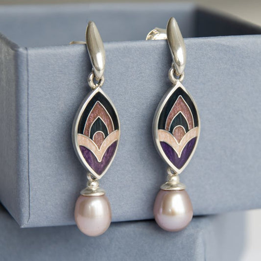 Charming Vintage Pearl and Enamel Earrings