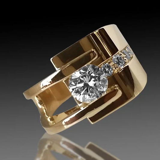 Fascinating Vintage Ring with Irregular Zirconia Stones in Gold Look