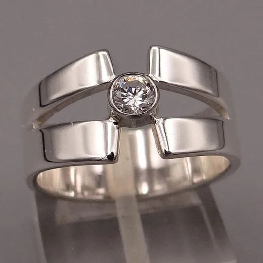 Elegant Silver Ring with Sparkling Zirconia – Handcrafted for Unique Shine