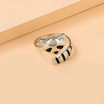 Stylish adjustable ring with cute raccoon design made of high-quality 925 sterling silver