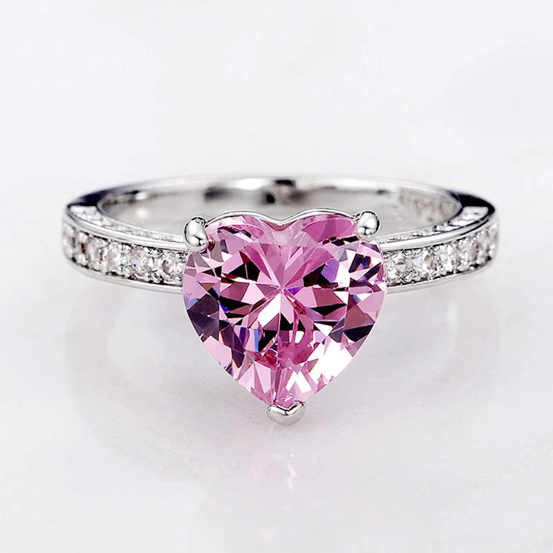 Elegant adjustable heart ring made of high-quality zirconium in radiant silver