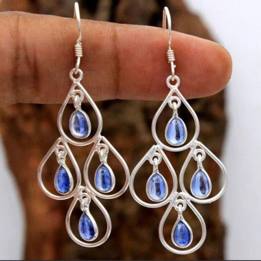 Captivating boho earrings with blue crystals for a radiant look