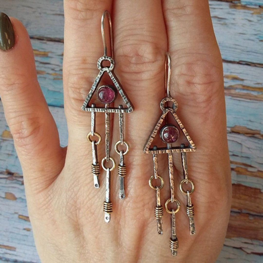 Elegant Vintage Earrings in Egyptian Style