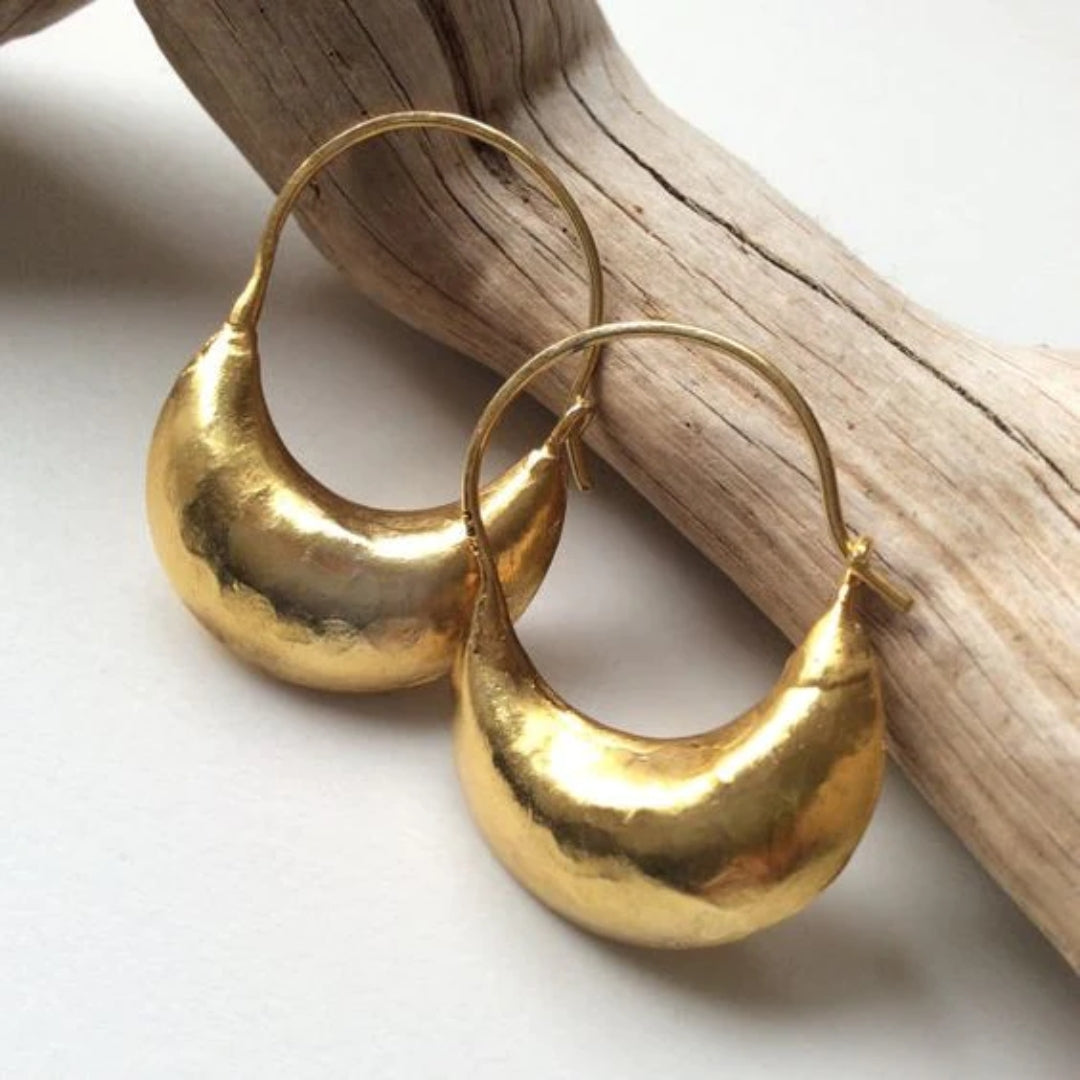 Elegant Vintage Gold Hoop Earrings