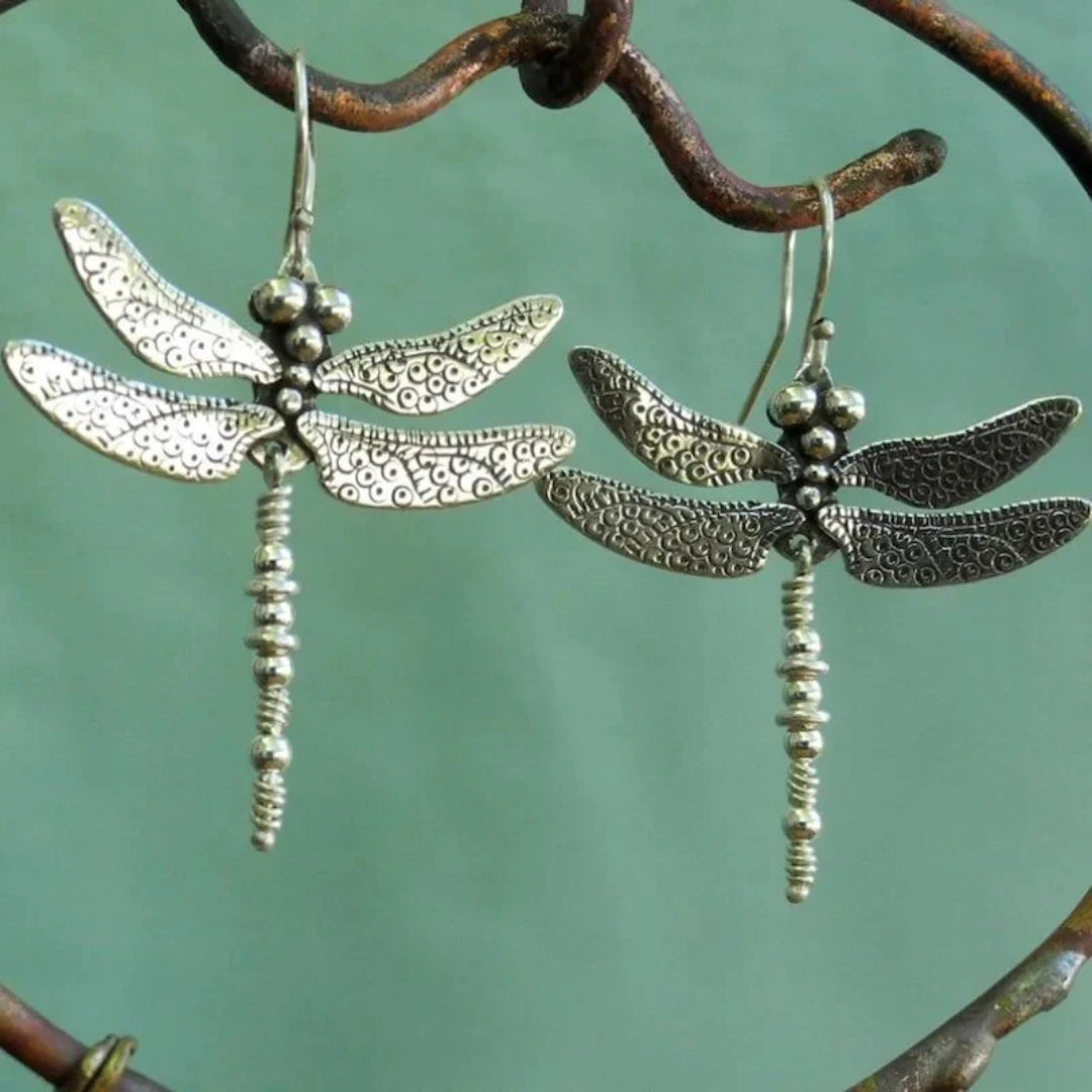 Elegant Vintage Earrings in Sterling Silver with Dragonfly Design