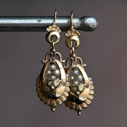 Elegant Vintage Beetle Earrings in Exquisite Gold Finish