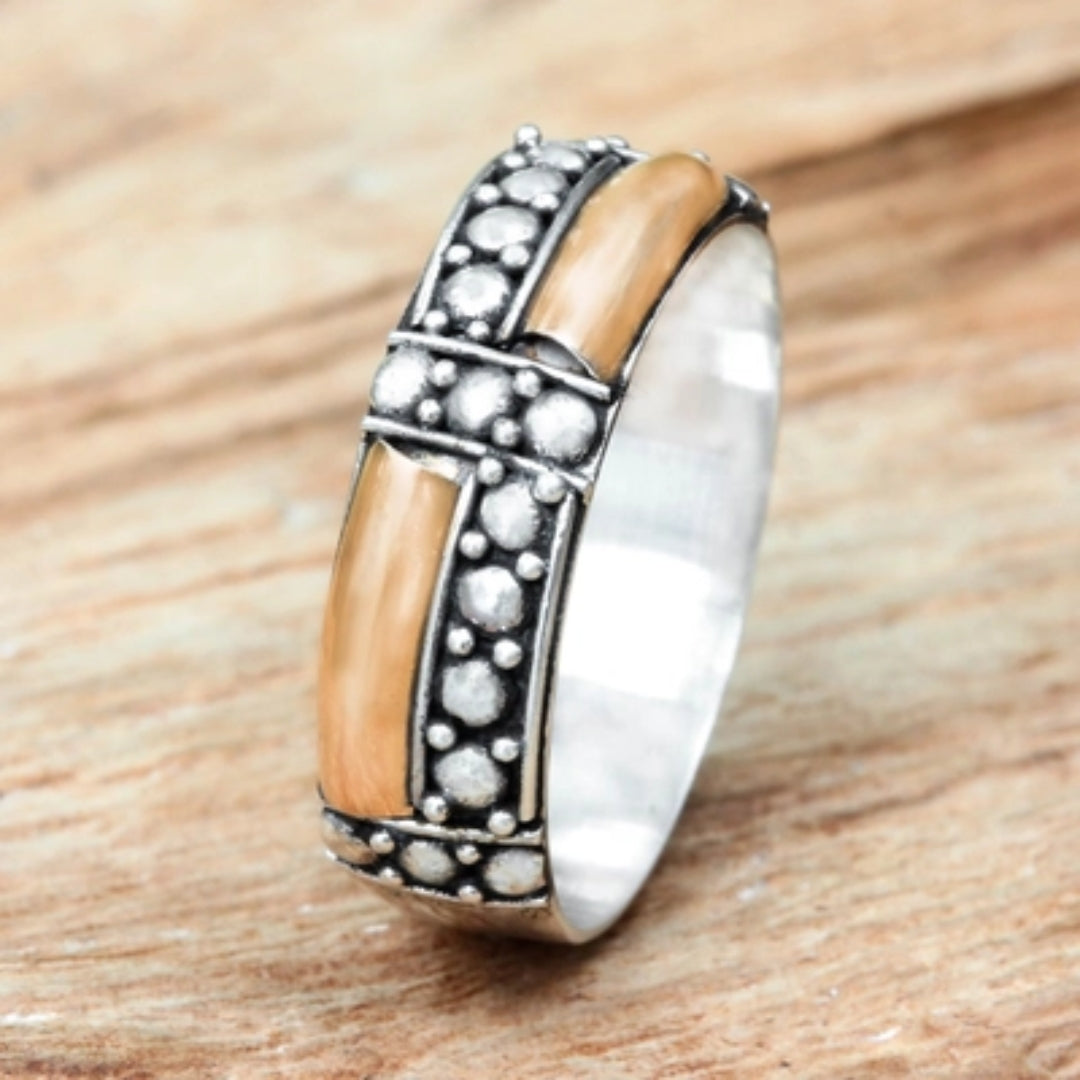 Antique Silver Ring in Vintage Style