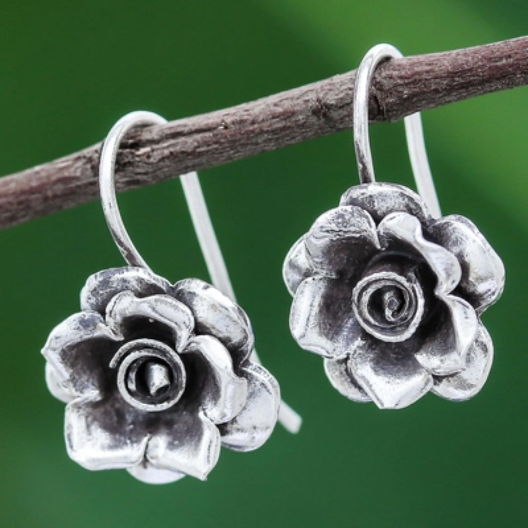 Elegant Vintage Silver Flower Earrings