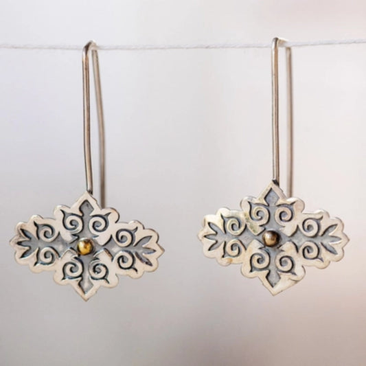 Elegant Vintage Earrings with Silver-Plated Design and Sparkling Golden Stone