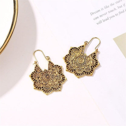 Elegant Lotus Mandala Earrings - A Touch of Serenity and Style