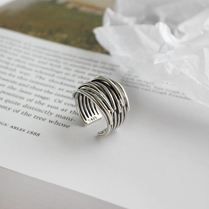 Elegant adjustable ring made of 925 sterling silver in beautiful layers