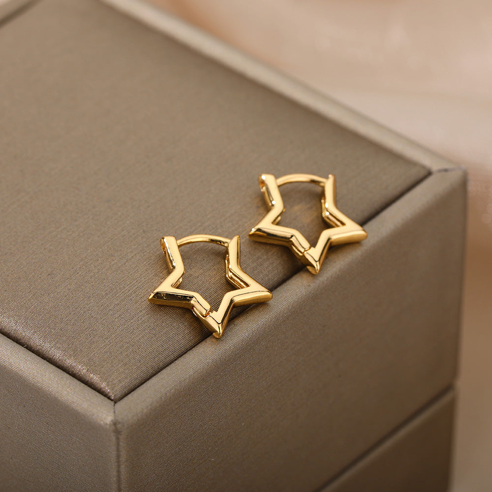 Elegant Minimalist Earrings with Gold Star Design