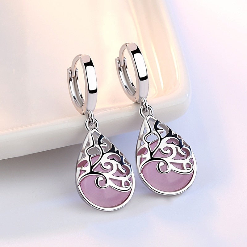 Elegant earrings made of 925 sterling silver with a Tree of Life design