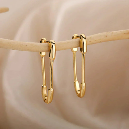 Elegant Minimalist Clip-On Earrings in Gold