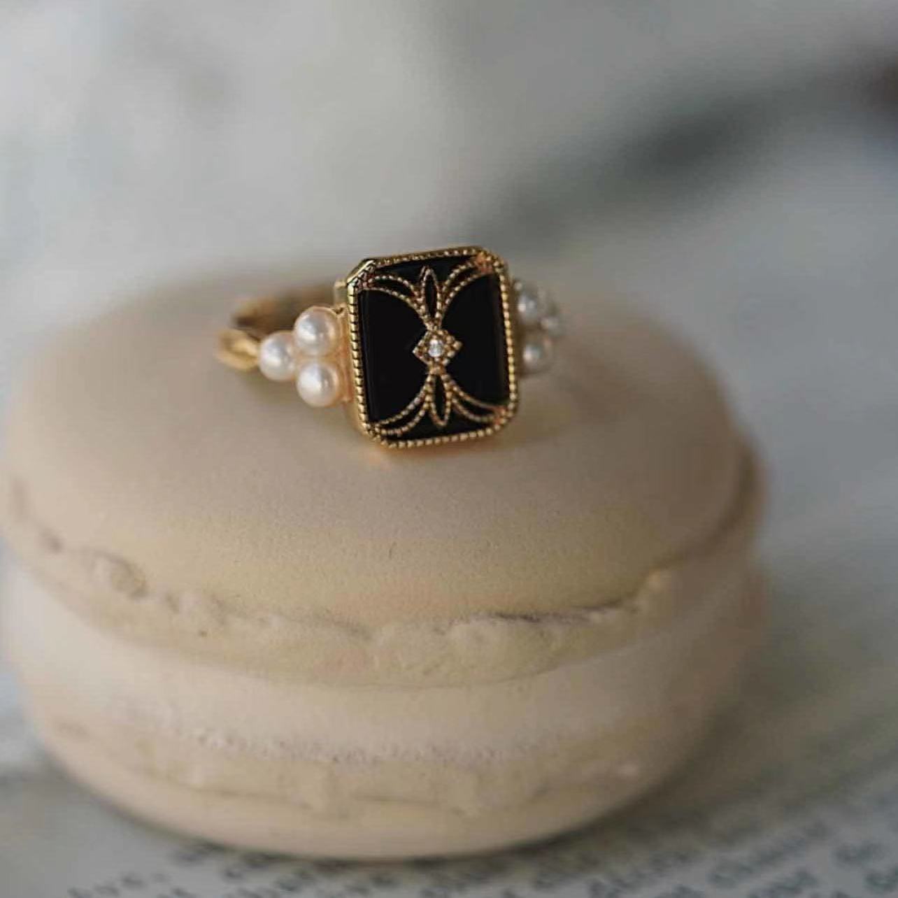 Elegant Vintage Pearl Rings with Enamel