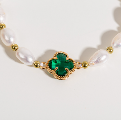 Elegant Emerald Clover Leaf Pearl Bracelet