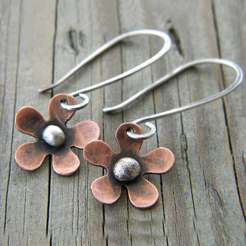 Elegant Boho Earrings with Stylish Brown Flower Made of High-Quality Sterling Silver