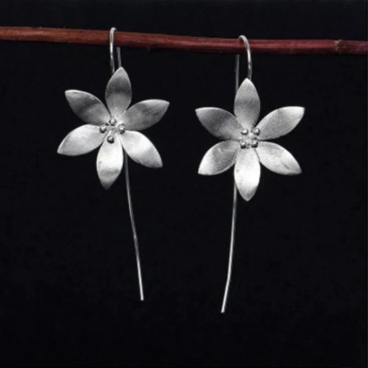 Elegant Boho Flower Earrings made of Silver