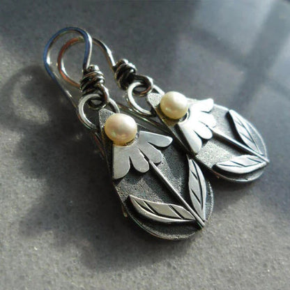 Flower Tear Earrings – Elegant pieces of jewelry for any occasion