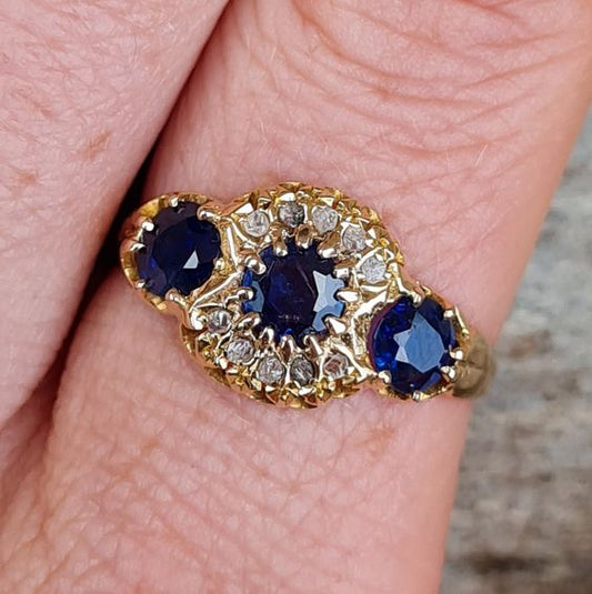 Timeless Vintage Blue Star Light Zirconia Ring