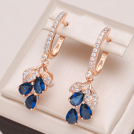 Elegant blue crystal earrings for a sparkling look