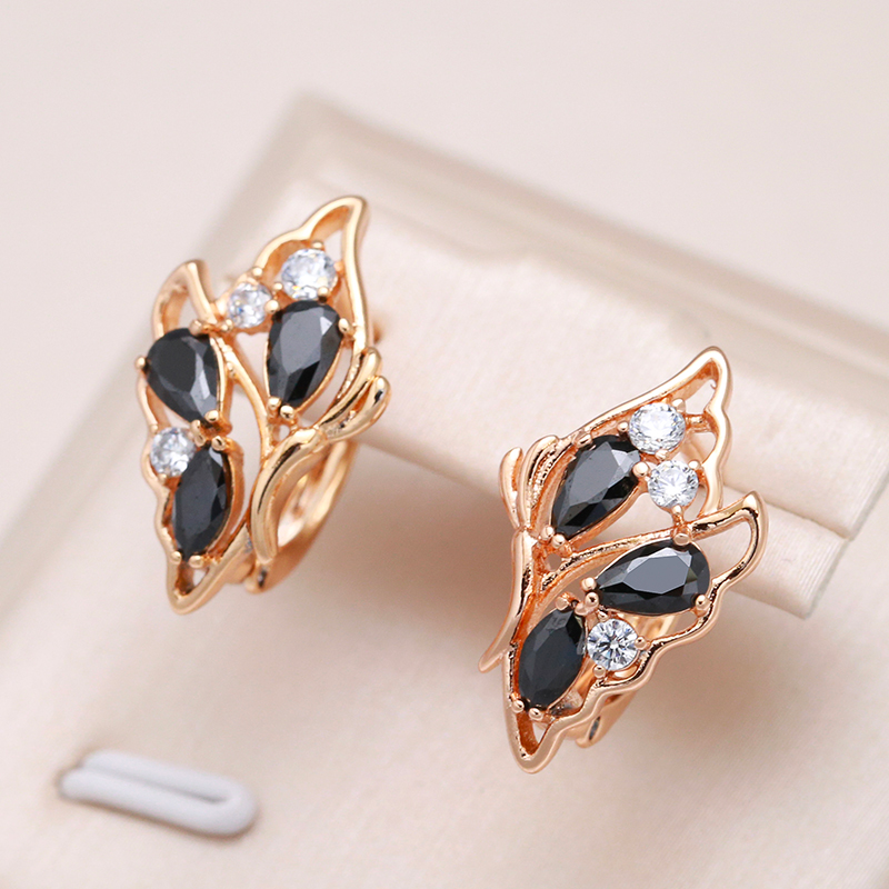 Elegant Black Crystal Earrings for a Glamorous Look