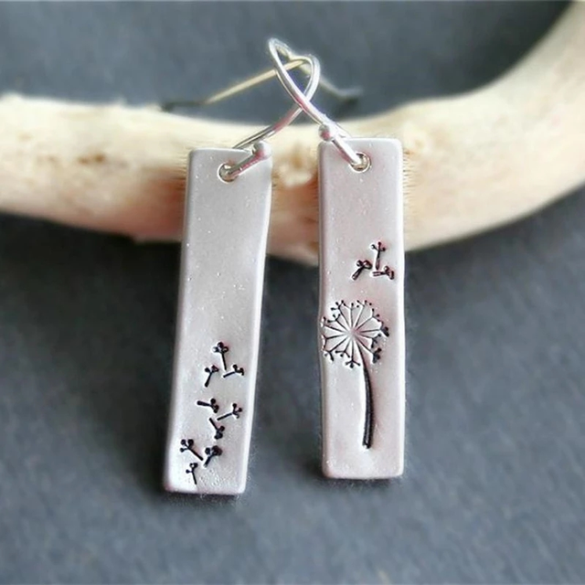 Elegant rectangular earrings with dandelion motif in fine silver