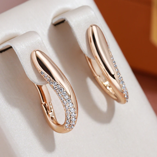 Radiant Elegance: Sparkling Gold Earrings for Every Occasion