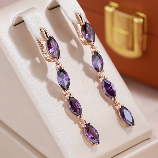 Fascinating earrings with sparkling purple crystals