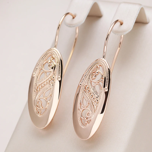 Glamorous Gold Earrings for Any Occasion