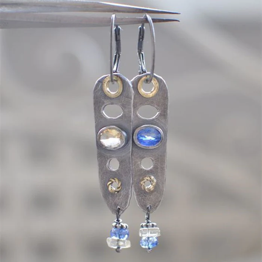 Elegant Vintage Blue Crystal Earrings made of High-Quality Sterling Silver