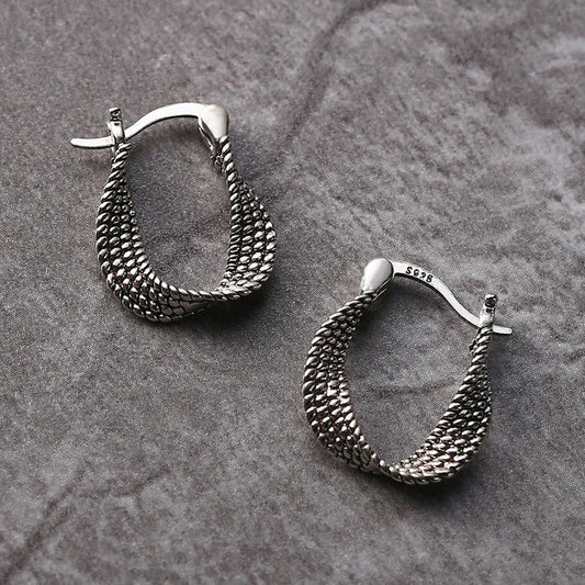 Elegant Vintage Silver Mesh Earrings for a Timeless Look