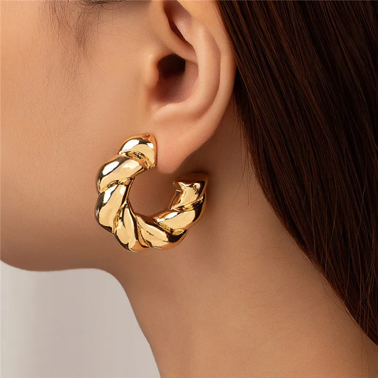 Elegant Vintage Golden Circle Earrings in Thick Design