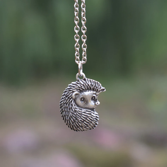 Retro Hedgehog Necklace for a Unique Look