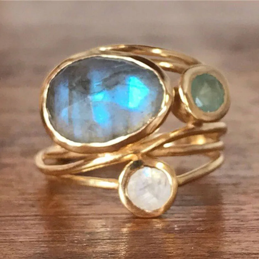 Elegant Gold Boho Ring with Sparkling Crystals