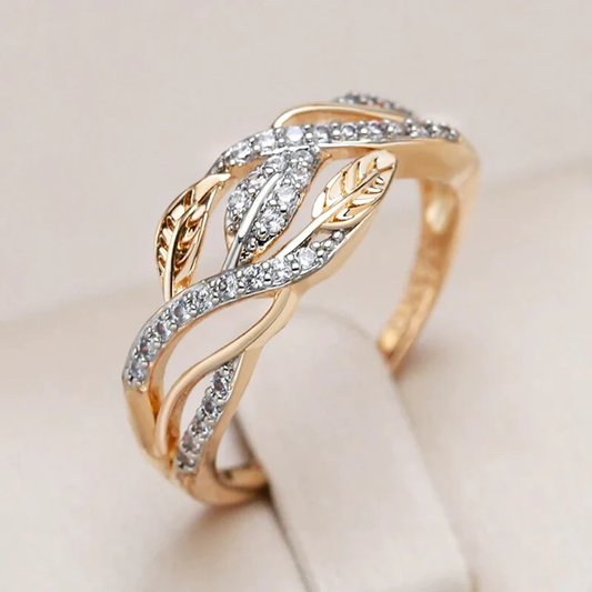 Shimmering Ring with Radiant Leaf Designs