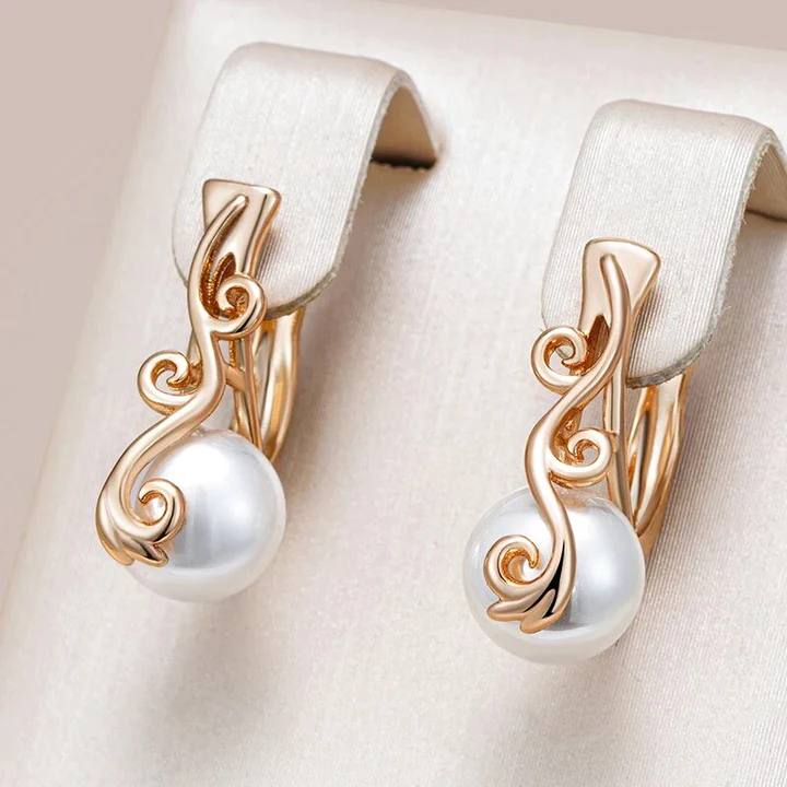 Fascinating Gold Pearl Earrings for a Touch of Elegance