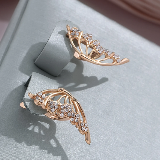 Radiant earrings with enchanting wings