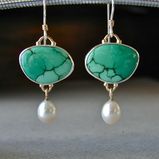 Vintage earrings made of turquoise and pearls