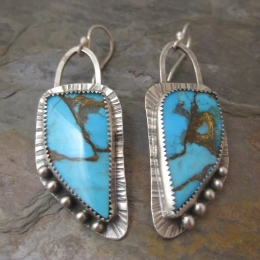 Elegant Vintage Turquoise Earrings for a Timeless Look