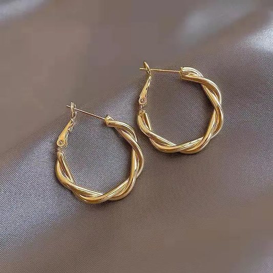 Stylish gold knot earrings for an elegant appearance