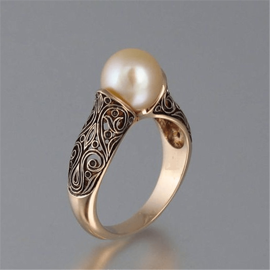 Elegant Vintage Pearl Gold Ring