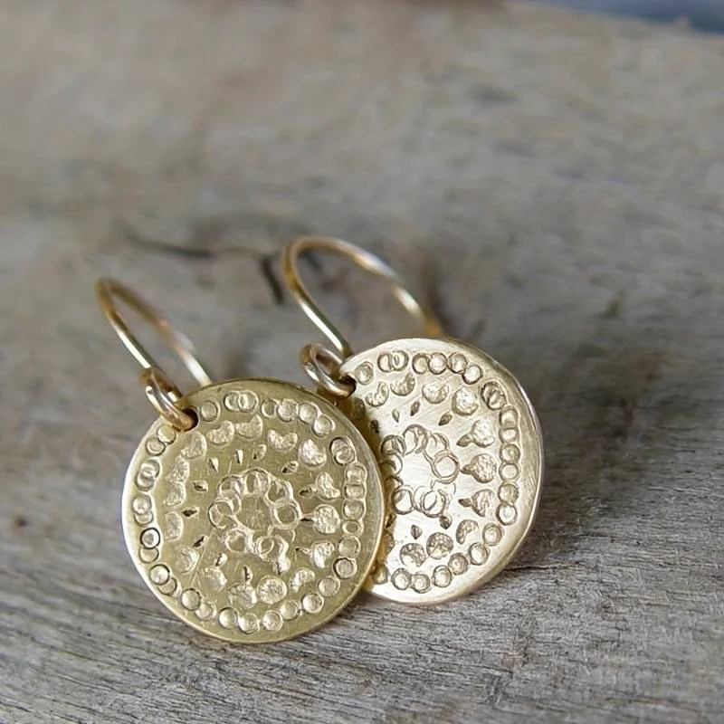 Elegant Vintage Round Gold Earrings