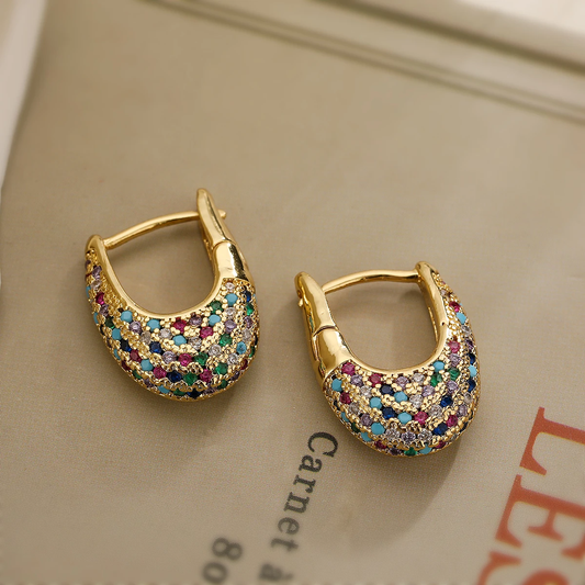 Fascinating, colorful earrings with shimmering crystal inlays