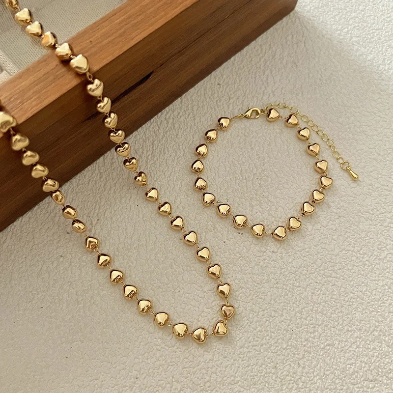 Stylish set of golden hearts