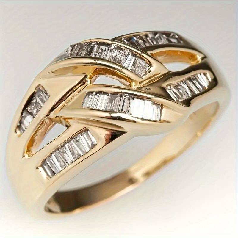 Funky Shiny Vintage Ring in Irregular Design