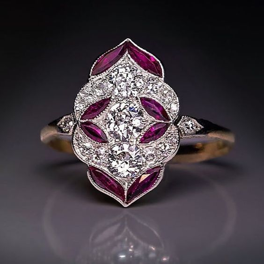 Elegant Vintage Ring with Sparkling Purple Crystal