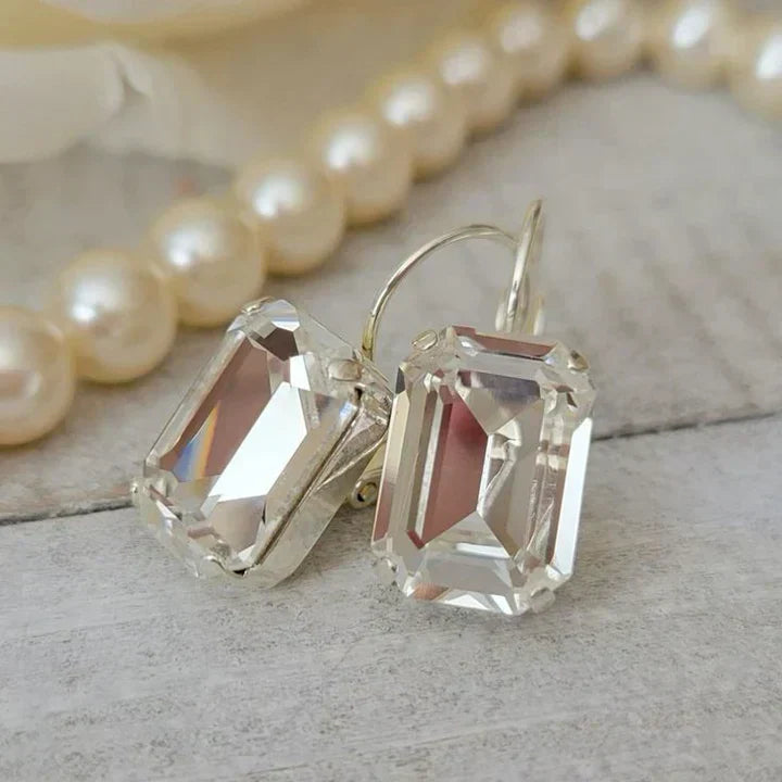 Elegant Vintage Earrings made of fine white glass