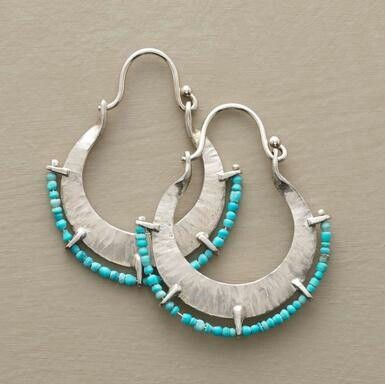 Elegant silver-plated earrings with nostalgic turquoise stones